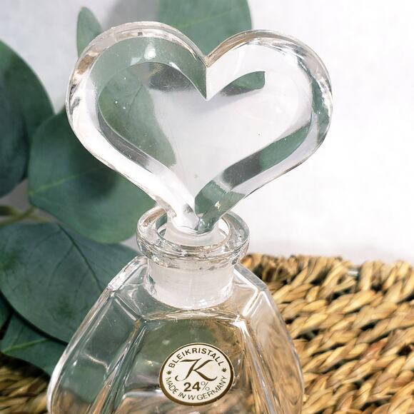 Vintage Bleikristall Perfume Bottle Decanter Heart 24% lead crystal West Germany - Picture 4 of 8